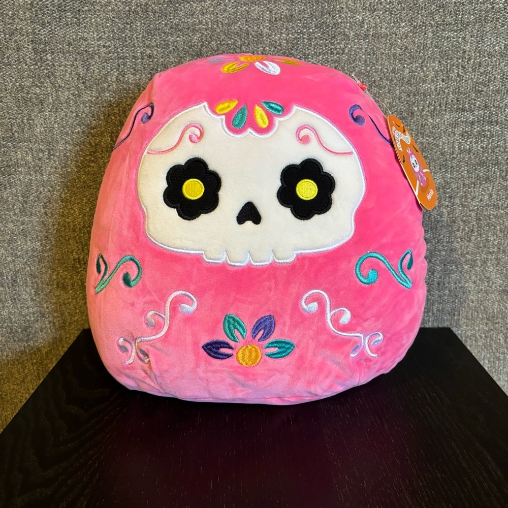Marcita 12” sugar skull Squishmallow dotd - US exclusive